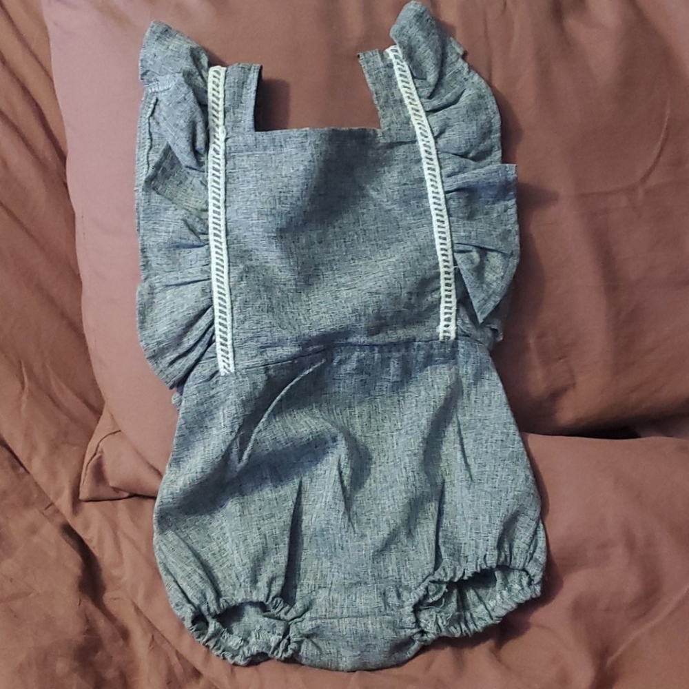Baby romper